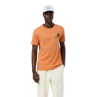 Pack Camiseta Lacoste Novak Djokovic Naranja y Gorra Blanco
